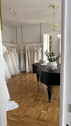 La Perie Suknie Ślubne